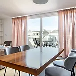 Blueground 3 Furnished Zizkov Tower Prg-45 *