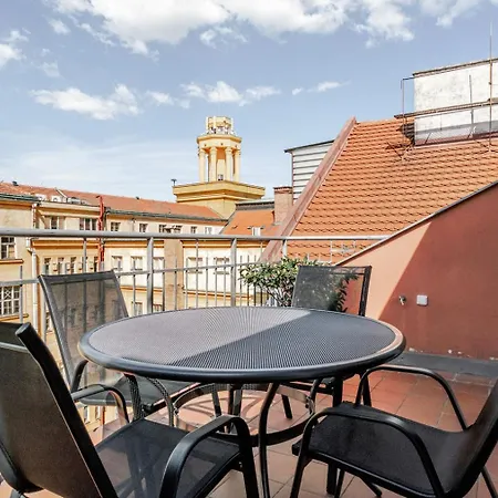 Blueground 3 Furnished Zizkov Tower Prg-45 Appartement